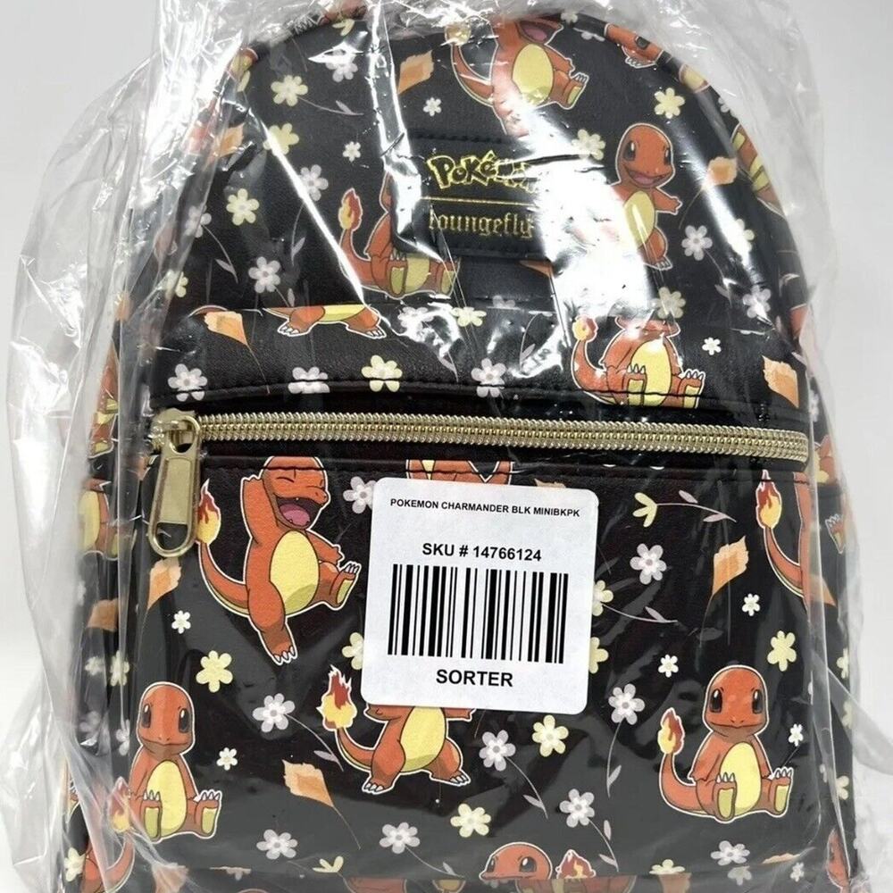 Loungefly Charmander Daisy Mini Backpack Bag Daisies POKÉMON All Over Print Blk